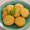 Biscuits au Parmesan & Moringa