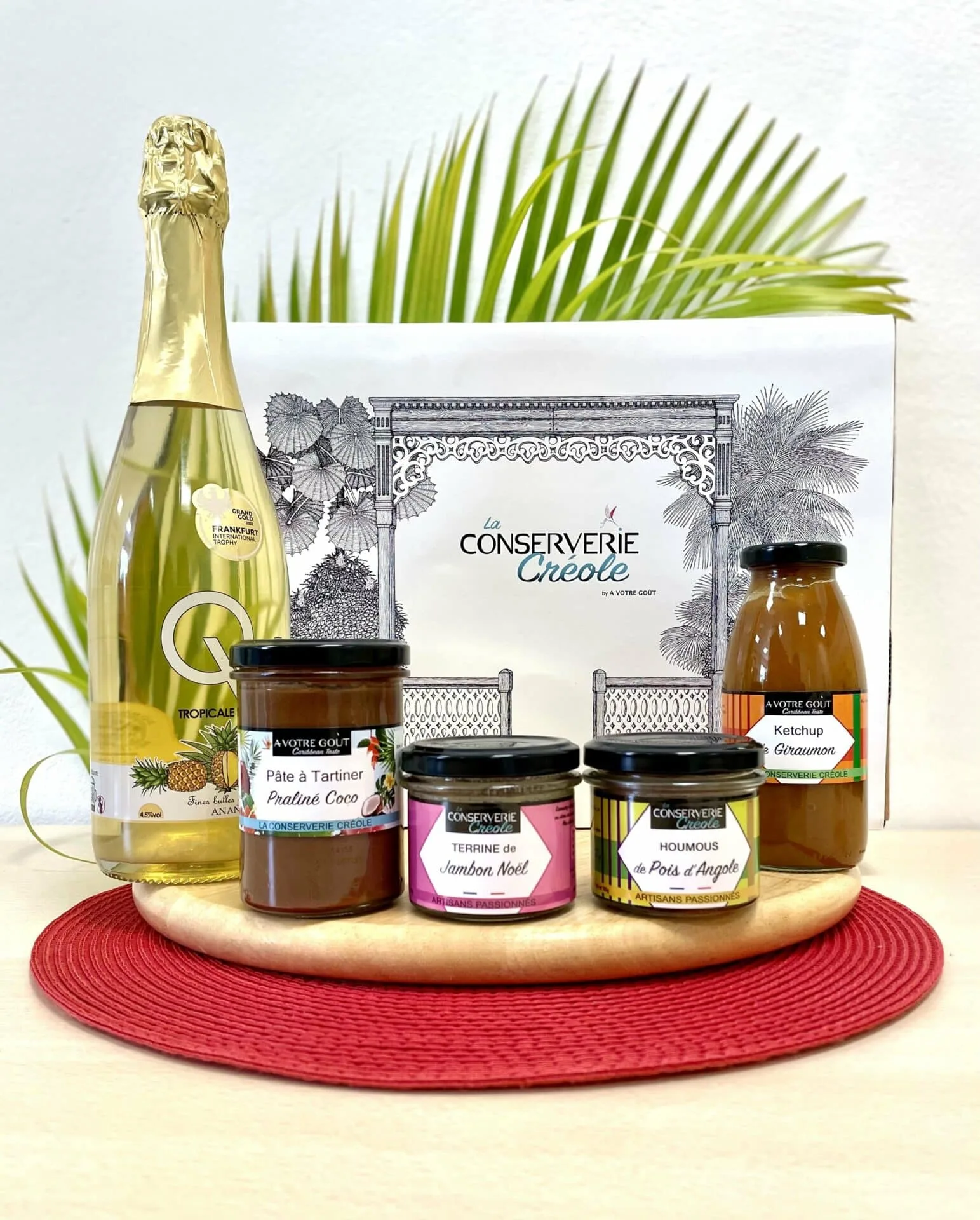 conserverie-creole-produits-artisanaux-martinique-pate-tartiner-chocolat-praline-coco-terrines-rillettes-sauces-tartinables-apero-coffrets-cadeaux (2)